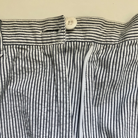 Karen Scott Sport shorts charcoal gray and white stripe 100% cotton sz 10 - Picture 3 of 5
